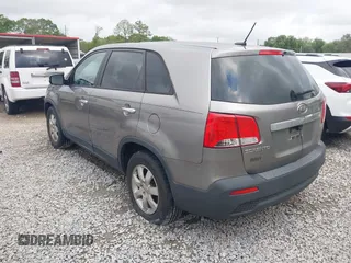 2012 Kia Sorento LX with VIN 5XYKT3A10CG260762, listed as a IAAI auction lot 41931250 with 1 mi miles. Bid and sale history available at carsss.com. Image 3.