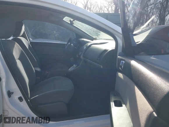 2011 Nissan Sentra SR with VIN 3N1AB6AP3BL719622, listed as a IAAI auction lot 41831998 with 173,660 mi miles and . Bid and sale history available at DreamBid. Image 5.