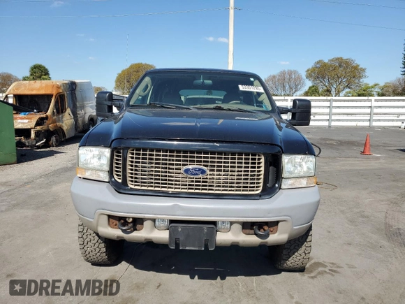 2004 Ford Excursion Eddie Bauer with VIN 1FMSU45P74EA29932, listed as a Copart auction lot 53301295 with 171,263 mi miles and Clean Title. Bid and sale history available at DreamBid. Image 5.
