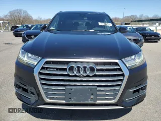 2017 Audi Q7 Premium Plus with VIN WA1LAAF79HD050642, listed as a Copart auction lot 52377535 with 109,326 mi miles and Clean Title. Bid and sale history available at DreamBid. Image 5.