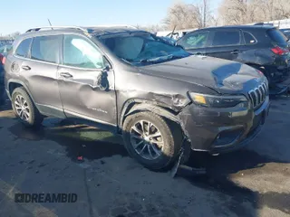 2019 Jeep Cherokee Altitude with VIN 1C4PJMLBXKD194449, listed as a IAAI auction lot 41471507 with 61,107 mi miles. Bid and sale history available at carsss.com. Image 1.