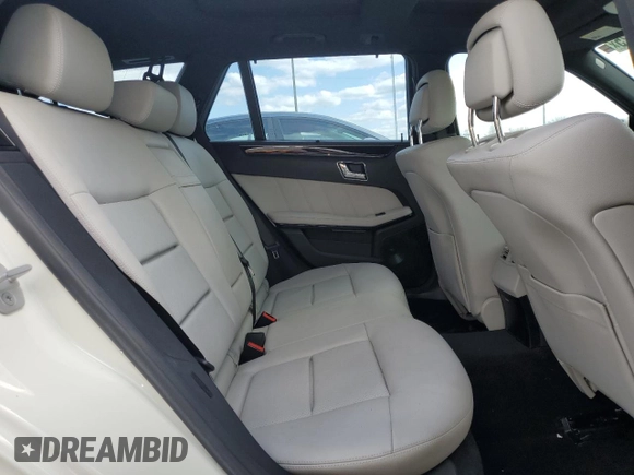 2011 Mercedes-Benz E 350 Luxury with VIN WDDHH8HB3BA475564, listed as a Copart auction lot 51322625 with 94,070 mi miles and Salvage Title. Bid and sale history available at DreamBid. Image 10.