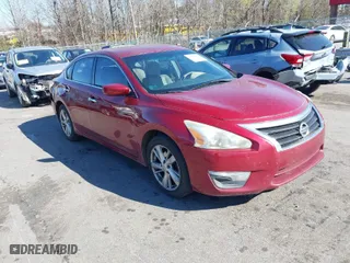 2013 Nissan Altima 2.5 SV with VIN 1N4AL3AP3DN436011, listed as a IAAI auction lot 41864475 with 221,140 mi miles. Bid and sale history available at carsss.com. Image 1.