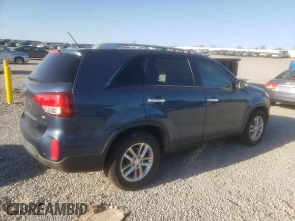 2014 Kia Sorento LX with VIN 5XYKT3A64EG501608, listed as a Copart auction lot 53149015 with 136,419 mi miles and Salvage Title. Bid and sale history available at DreamBid. Image 3.