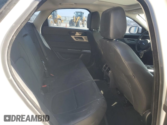 2018 Jaguar XF 25t with VIN SAJBR4FX1JCY61635, listed as a Copart auction lot 42906215 with 68,144 mi miles and Salvage Title. Bid and sale history available at DreamBid. Image 10.