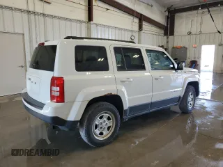2017 Jeep Patriot 75th Anniversary with VIN 1C4NJRBB6HD138703, listed as a Copart auction lot 54547395 with 132,260 mi miles and Clean Title. Bid and sale history available at carsss.com. Image 3.