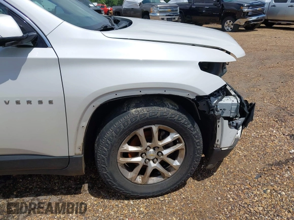 2018 Chevrolet Traverse LT Cloth z VIN 1GNERGKW8JJ279285, wystawiony jako IAAI lot #41795111 z przebiegiem 261 975 mil mil oraz . Historia ofert i sprzedaży dostępna na DreamBid. Obrazek 18.