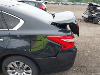 2016 Nissan Altima SV z VIN 1N4AL3APXGC244889, wystawiony jako IAAI lot #42343753 z przebiegiem 161 385 mil mil oraz . Historia ofert i sprzedaży dostępna na DreamBid. Obrazek 18.