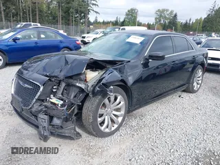 2018 Chrysler 300 Touring with VIN 2C3CCAAG0JH211402, listed as a IAAI auction lot 42081869 with 45,235 mi miles. Bid and sale history available at carsss.com. Image 19.