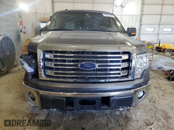 2014 Ford F-150 XL с VIN 1FTFW1EFXEFC26353, выставлен на аукционе Copart как лот 41631794 с пробегом 144 703 миль миль и Списание • Salvage title. История ставок и продаж доступна на DreamBid. Изображение 5.