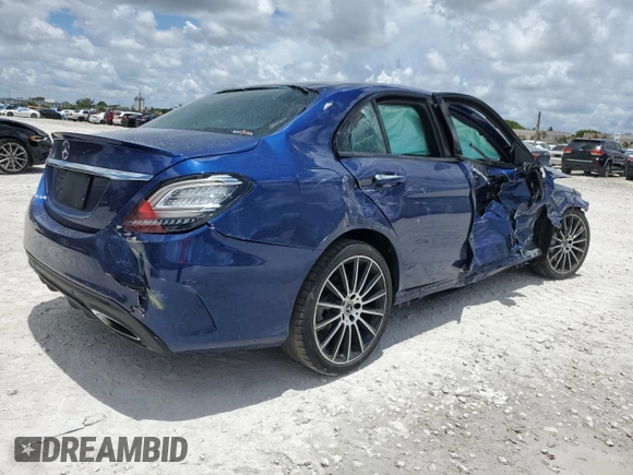 2020 Mercedes-Benz C 300 with VIN 55SWF8DB2LU324185, listed as a Copart auction lot 62493305 with 33,259 mi miles and Clean title. Bid and sale history available at DreamBid. Image 3.