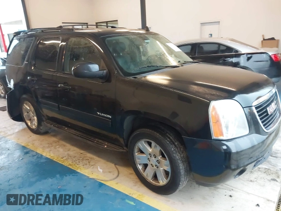 2011 GMC Yukon SLT z VIN 1GKS2CE00BR260589, wystawiony jako IAAI lot #41858005 z przebiegiem 191 594 mil mil oraz . Historia ofert i sprzedaży dostępna na DreamBid. Obrazek 1.