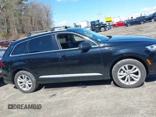 2017 Audi Q7 Premium Plus with VIN WA1LAAF71HD014251, listed as a IAAI auction lot 41859906 with 128,789 mi miles. Bid and sale history available at carsss.com. Image 13.