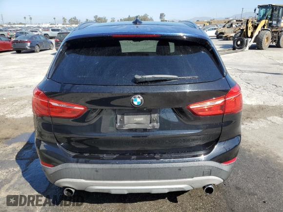 2017 BMW X1 sDrive28i z VIN WBXHU7C34HP924632, wystawiony jako Copart lot #56169005 z przebiegiem 203 811 mil mil oraz Czysty tytuł • Clean title. Historia ofert i sprzedaży dostępna na DreamBid. Obrazek 6.