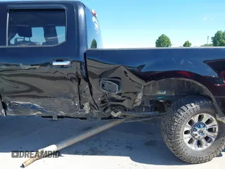 2018 Ford F-250 XL with VIN 1FT7W2BT3JEB65304, listed as a IAAI auction lot 42325685 with 172,771 mi miles and . Bid and sale history available at DreamBid. Image 6.