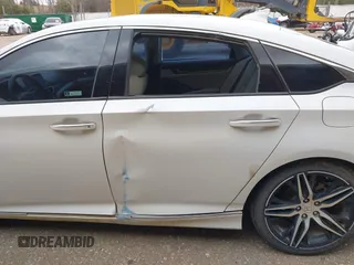 2021 Honda Accord Touring z VIN 1HGCV2F92MA020218, wystawiony jako IAAI lot #41827116 z przebiegiem 122 696 mil mil oraz . Historia ofert i sprzedaży dostępna na DreamBid. Obrazek 17.