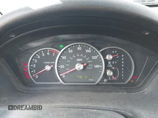 2005 Mitsubishi Endeavor Limited z VIN 4A4MN41SX5E013464, wystawiony jako IAAI lot #41583697 z przebiegiem 161 349 mil mil oraz . Historia ofert i sprzedaży dostępna na DreamBid. Obrazek 7.