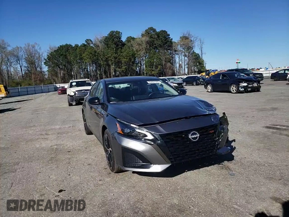2024 Nissan Altima 2.5 SR with VIN 1N4BL4CV3RN380391, listed as a Copart auction lot 49427585 with 22,648 mi miles and Salvage Title. Bid and sale history available at carsss.com. Image 10.