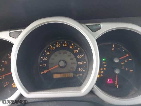 2004 Toyota 4Runner SR5 with VIN JTEZU14R640024833, listed as a IAAI auction lot 41916868 with 339,735 mi miles. Bid and sale history available at carsss.com. Image 7.