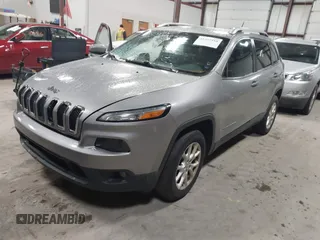 2015 Jeep Cherokee Latitude z VIN 1C4PJMCS5FW546508, wystawiony jako IAAI lot #41222910 z przebiegiem Nie podano mil oraz . Historia ofert i sprzedaży dostępna na DreamBid. Obrazek 2.