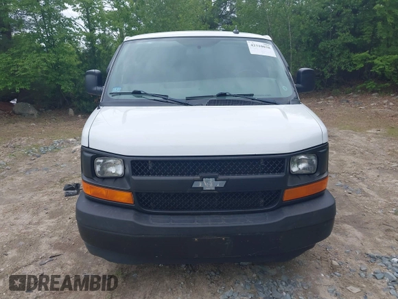 2017 Chevrolet Express Cargo z VIN 1GCWGBFF4H1289693, wystawiony jako IAAI lot #42310038 z przebiegiem 152 692 mil mil oraz . Historia ofert i sprzedaży dostępna na DreamBid. Obrazek 12.