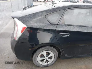 2014 Toyota Prius Four with VIN JTDKN3DU2E1776107, listed as a IAAI auction lot 41961997 with 175,905 mi miles. Bid and sale history available at carsss.com. Image 6.