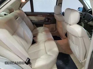 1995 Mercedes-Benz S 320 z VIN WDBGA33E0SA242786, wystawiony jako Copart lot #62931024 z przebiegiem 223 176 mil mil oraz Szkody całkowita. Historia ofert i sprzedaży dostępna na DreamBid. Obrazek 10.