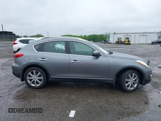 2011 Infiniti EX Journey z VIN JN1AJ0HR6BM852985, wystawiony jako IAAI lot #42341824 z przebiegiem 113 255 mil mil oraz . Historia ofert i sprzedaży dostępna na DreamBid. Obrazek 13.