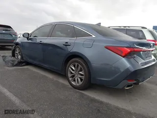 2019 Toyota Avalon XLE with VIN 4T1BZ1FB3KU033885, listed as a IAAI auction lot 41774796 with 77,835 mi miles. Bid and sale history available at carsss.com. Image 3.