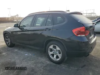 2015 BMW X1 sDrive28i with VIN WBAVM1C50FV315123, listed as a Copart auction lot 87255134 with 96,063 mi miles and Salvage Title. Bid and sale history available at carsss.com. Image 2.