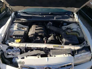 2005 Chrysler 300 with VIN 2C3JA43R65H621284, listed as a Copart auction lot 52372225 with 139,417 mi miles and Salvage Title. Bid and sale history available at carsss.com. Image 11.