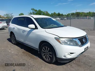 2013 Nissan Pathfinder Platinum z VIN 5N1AR2MM0DC688245, wystawiony jako IAAI lot #42313944 z przebiegiem 161 256 mil mil oraz . Historia ofert i sprzedaży dostępna na DreamBid. Obrazek 1.