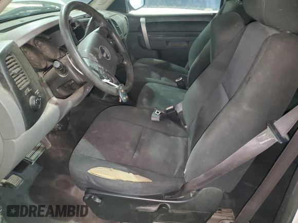 2010 GMC Sierra 1500 with VIN 1GTSCUEA8AZ285441, listed as a Copart auction lot 47299465 with 185,219 mi miles and Salvage Title. Bid and sale history available at DreamBid. Image 7.