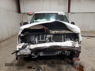 2000 Cadillac Escalade z VIN 1GYEK63R0YR185780, wystawiony jako Copart lot #80620994 z przebiegiem 16 717 mil mil oraz Szkody całkowita. Historia ofert i sprzedaży dostępna na DreamBid. Obrazek 5.