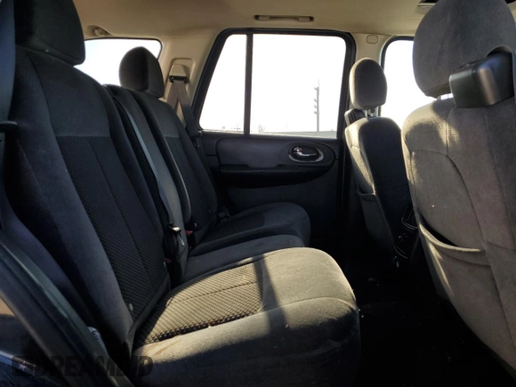 2008 Chevrolet TrailBlazer 1LT with VIN 1GNDT13S182100708, listed as a Copart auction lot 89284975 with 165,199 mi miles and Salvage Title. Bid and sale history available at DreamBid. Image 11.