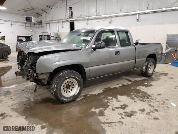 2003 Chevrolet Silverado 1500 LS with VIN 2GCEK19V031302479, listed as a Copart auction lot 46320975 with 0 mi miles and Salvage Title. Bid and sale history available at carsss.com. Image 1.