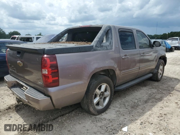 2007 Chevrolet Avalanche LTZ with VIN 3GNEC12027G184001, listed as a Copart auction lot 63299895 with Not provided miles and Clean title. Bid and sale history available at DreamBid. Image 3.