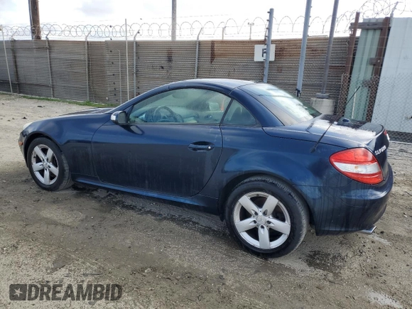 2007 Mercedes-Benz SLK 280 z VIN WDBWK54F97F146600, wystawiony jako Copart lot #51178005 z przebiegiem 158 086 mil mil oraz Czysty tytuł • Clean title. Historia ofert i sprzedaży dostępna na DreamBid. Obrazek 2.