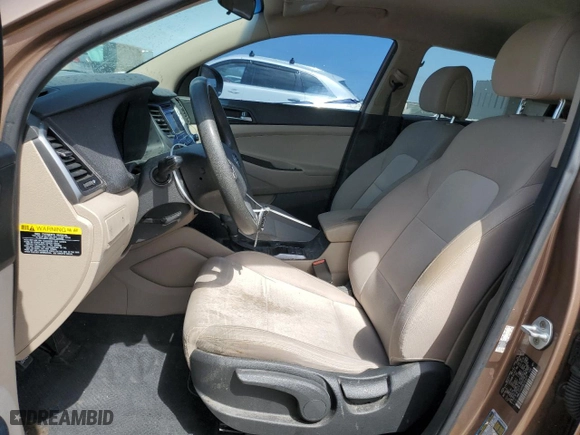 2016 Hyundai Tucson SE with VIN KM8J23A45GU141677, listed as a Copart auction lot 54497625 with 144,018 mi miles and Clean Title. Bid and sale history available at carsss.com. Image 7.
