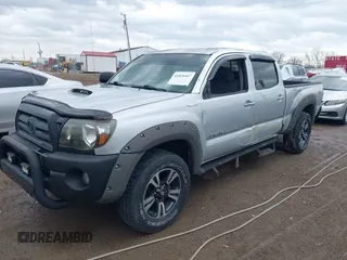 2008 Toyota Tacoma with VIN 3TMMU52NX8M005775, listed as a IAAI auction lot 41826447 with 117,775 mi miles and . Bid and sale history available at DreamBid. Image 17.