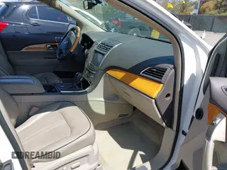 2012 Lincoln MKX with VIN 2LMDJ8JK4CBL09714, listed as a IAAI auction lot 41902666 with 105,937 mi miles and . Bid and sale history available at DreamBid. Image 5.