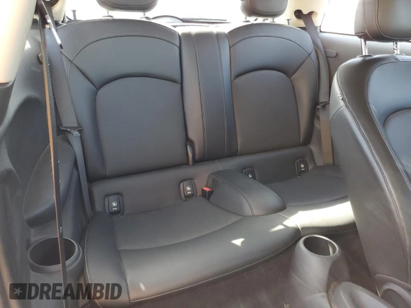 2014 MINI Hardtop with VIN WMWXM5C52ET932677, listed as a Copart auction lot 53486865 with 189,039 mi miles and Salvage title. Bid and sale history available at DreamBid. Image 10.