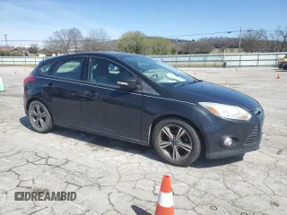 2014 Ford Focus SE with VIN 1FADP3K28EL458278, listed as a Copart auction lot 49531925 with 193,334 mi miles and Clean Title. Bid and sale history available at carsss.com. Image 4.