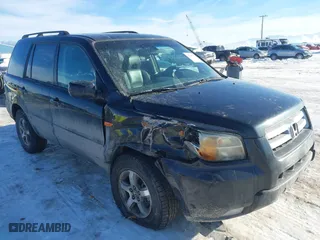 2006 Honda Pilot EX-L with VIN 2HKYF18536H526013, listed as a IAAI auction lot 41335771 with 223,265 mi miles. Bid and sale history available at carsss.com. Image 1.