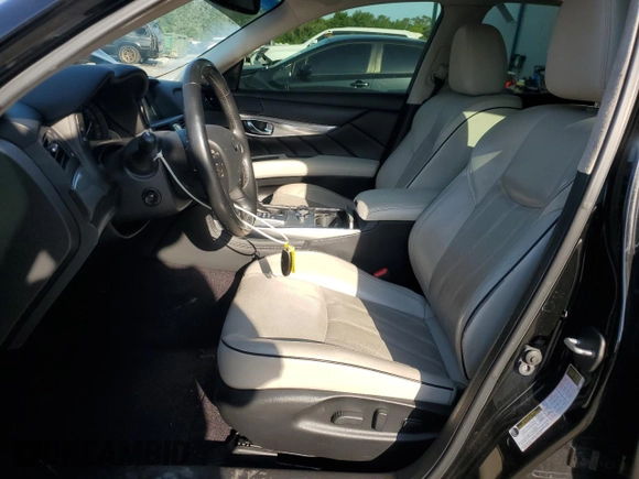 2016 Infiniti Q70 z VIN JN1BY1AP0GM220179, wystawiony jako Copart lot #54129215 z przebiegiem 117 759 mil mil oraz Szkoda całkowita • Salvage title. Historia ofert i sprzedaży dostępna na DreamBid. Obrazek 7.