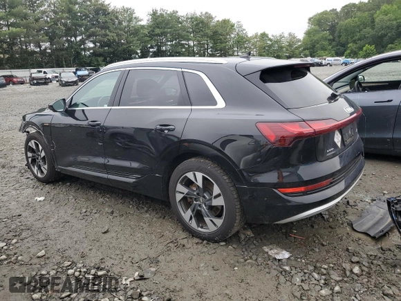 2021 Audi e-tron Prestige z VIN WA1VAAGE2MB004310, wystawiony jako Copart lot #60638165 z przebiegiem 34 576 mil mil oraz Szkoda całkowita • Salvage title. Historia ofert i sprzedaży dostępna na DreamBid. Obrazek 2.