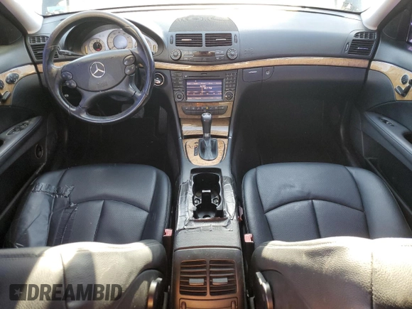 2009 Mercedes-Benz E-Class Luxury 3.5L with VIN WDBUF87X89B391920, listed as a Copart auction lot 54817785 with 189,367 mi miles and Clean Title. Bid and sale history available at carsss.com. Image 8.