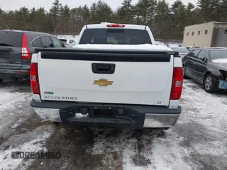 2010 Chevrolet Silverado 1500 LT with VIN 3GCRKSE32AG259148, listed as a IAAI auction lot 41518065 with 97,611 mi miles and . Bid and sale history available at DreamBid. Image 16.