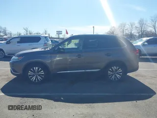 2020 Mitsubishi Outlander GT z VIN JA4JZ4AX4LZ008884, wystawiony jako IAAI lot #41800171 z przebiegiem 59 533 mil mil oraz . Historia ofert i sprzedaży dostępna na DreamBid. Obrazek 14.
