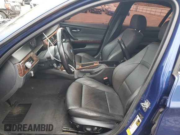 2009 BMW 3 Series 335i с VIN WBAPM77559NL88790, выставлен на аукционе Copart как лот 81788084 с пробегом 124 289 миль миль и Списание • Salvage title. История ставок и продаж доступна на DreamBid. Изображение 7.